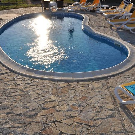 Villa On The Black Sea Pantai Sunny Bagian luar foto